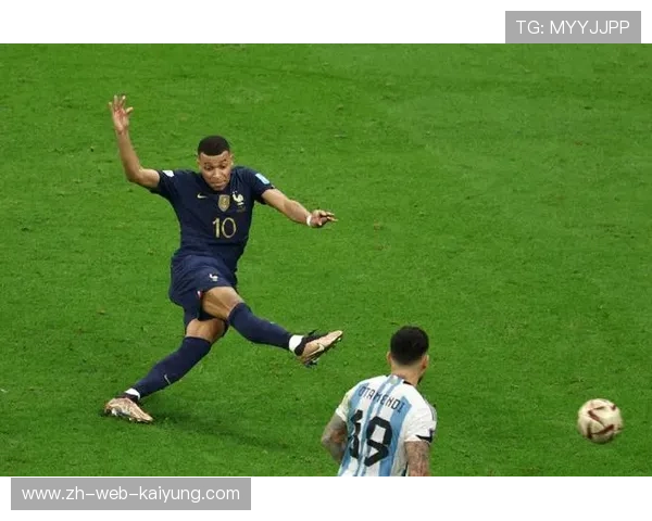 世界杯姆巴佩脚后跟一传助攻队友完成致胜球 世界杯姆巴佩脚后跟一传助攻队友完成致胜球